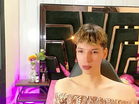 Stefany PiInk online show from March 16, 12:31 pm