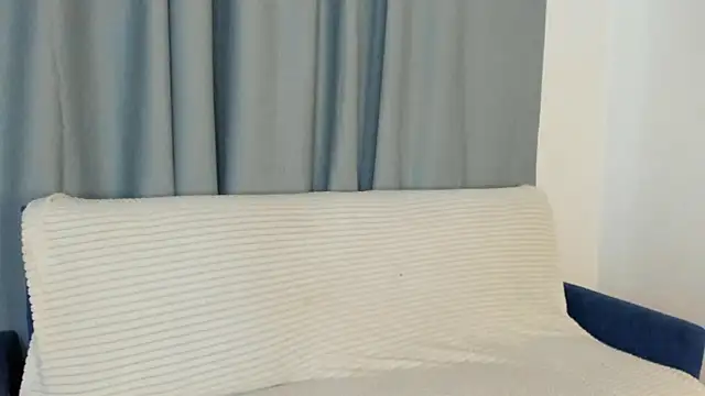 Snapshot of mint_ray chatting on April 14, 1:06 pm mint ray online show from April 14, 1:06 pm