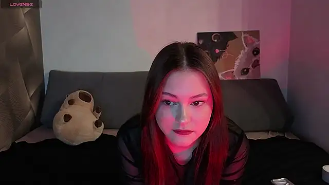 moanistant online show from March 8, 6:12 pm