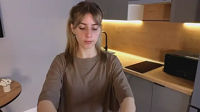 RebeccaaNelson online show from April 2, 6:11 am