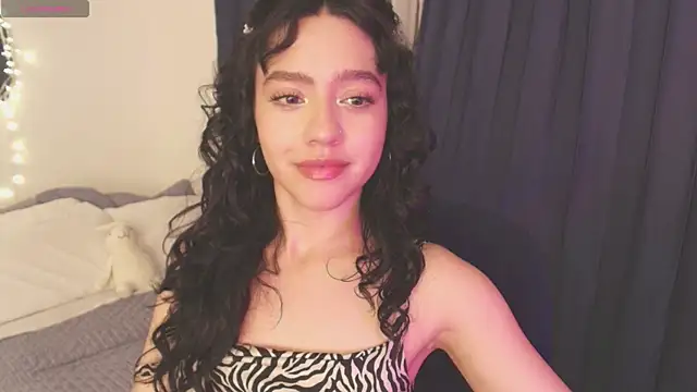 Katiieee online show from May 14, 12:17 am