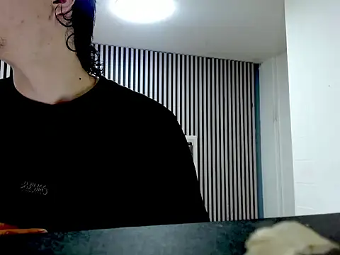 Alex Wolft online show from May 6, 11:37 am