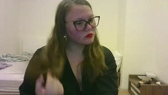 MuseChic Wild online show from August 1, 6:40 pm