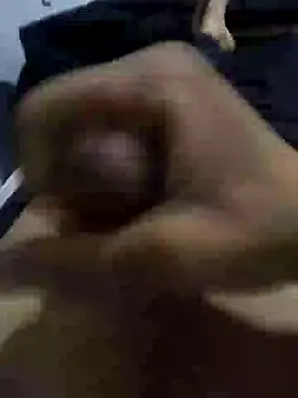 Snapshot of Iyhuooo chatting on June 19, 10:35 pm Iyhuooo online show from June 19, 10:35 pm