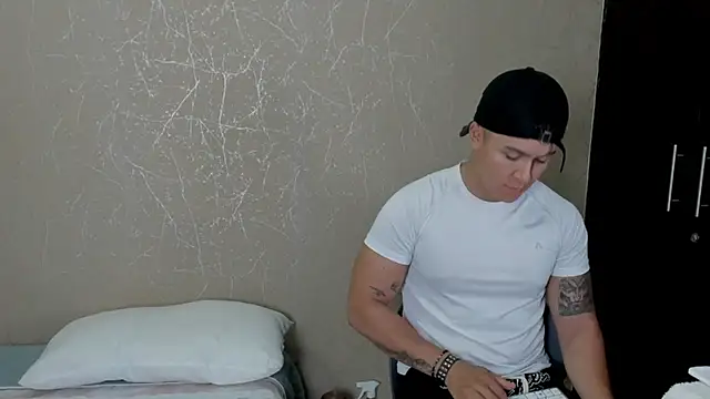 bigbossxx34 online show from March 9, 10:52 am