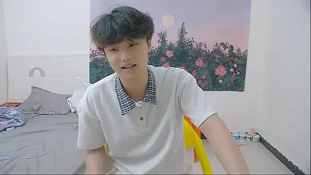 icecream-002 online show from May 25, 12:55 pm