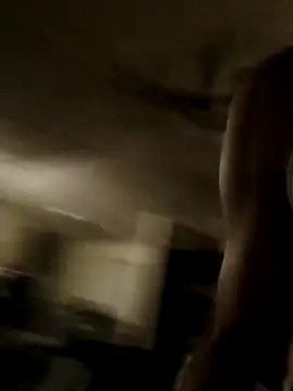 Snapshot of Fastrunner10 chatting on April 1, 1:17 am Fastrunner10 online show from April 1, 1:17 am