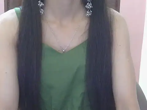 Snapshot of Lovely_Ananta chatting on April 10, 5:17 pm Lovely Ananta online show from April 10, 5:17 pm