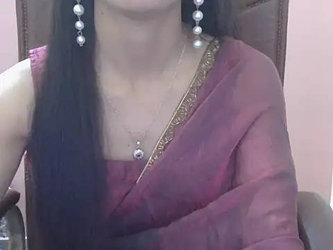Snapshot of Lovely_Ananta chatting on April 13, 5:29 pm Lovely Ananta online show from April 13, 5:29 pm