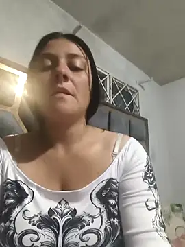 Snapshot of Scarlet_Passion chatting on April 29, 10:16 pm Scarlet Passion online show from April 29, 10:16 pm