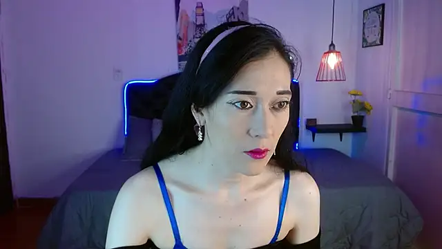 Mylu xx online show from May 19, 1:28 pm