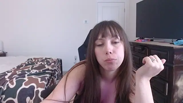 Snapshot of staceysmalls chatting on March 13, 4:35 pm staceysmalls online show from March 13, 4:35 pm