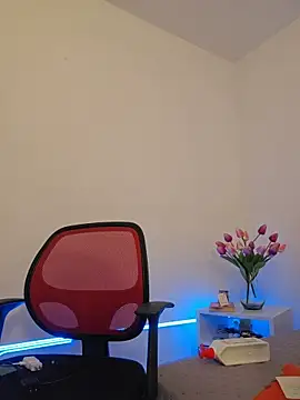 Snapshot of Victoria_Evanss chatting on April 11, 9:41 pm Victoria Evanss online show from April 11, 9:41 pm