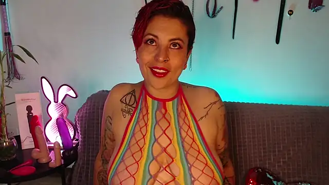 RedWidowCol online show from May 27, 8:06 pm