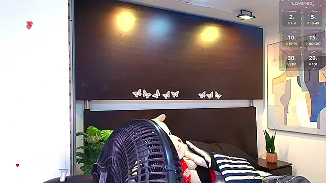 Gabriela meow online show from May 30, 12:35 pm