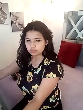 Liily Foxxy online show from May 9, 10:53 am