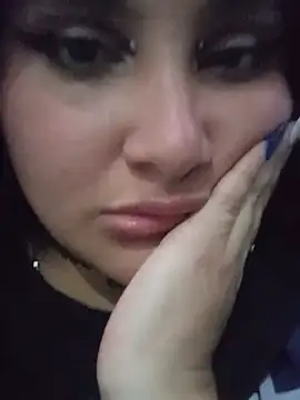 Liily Foxxy online show from May 18, 10:21 am