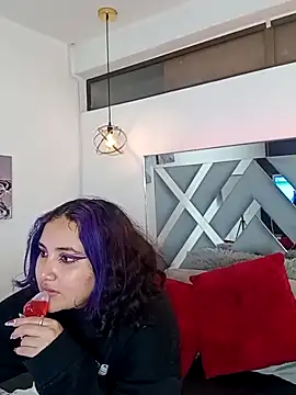 Liily Foxxy online show from May 28, 10:56 am