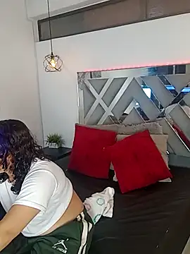 Liily Foxxy online show from May 29, 10:57 am