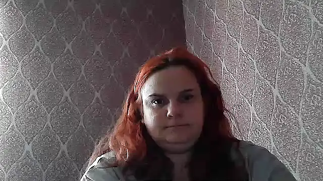 DollyGersonn online show from May 7, 5:35 am
