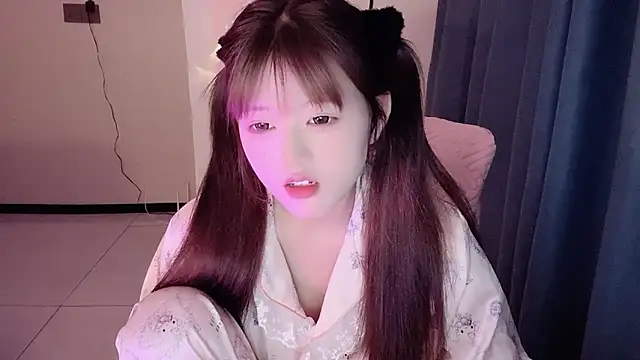 winnie-ww online show from May 2, 8:52 am