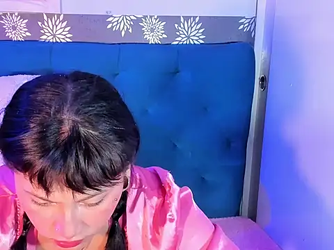 brunne eva online show from May 7, 6:19 am
