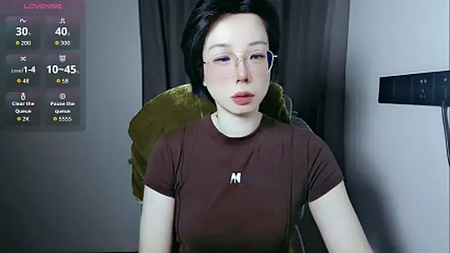 Snapshot of lin_lin_520_520 chatting on May 31, 3:08 pm lin lin 520 520 online show from May 31, 3:08 pm