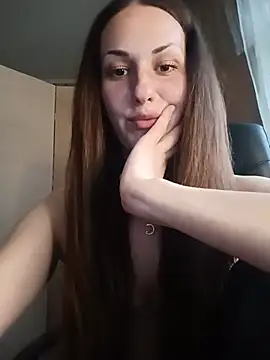 LunaCrystall online show from May 20, 4:02 pm