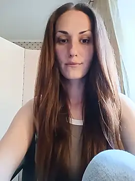 LunaCrystall online show from May 22, 3:39 pm