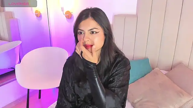 Snapshot of Zoee_Kravitz chatting on March 12, 8:48 pm Zoee Kravitz online show from March 12, 8:48 pm