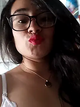 Snapshot of Sophia-Lovely chatting on March 11, 3:18 pm Sophia-Lovely online show from March 11, 3:18 pm