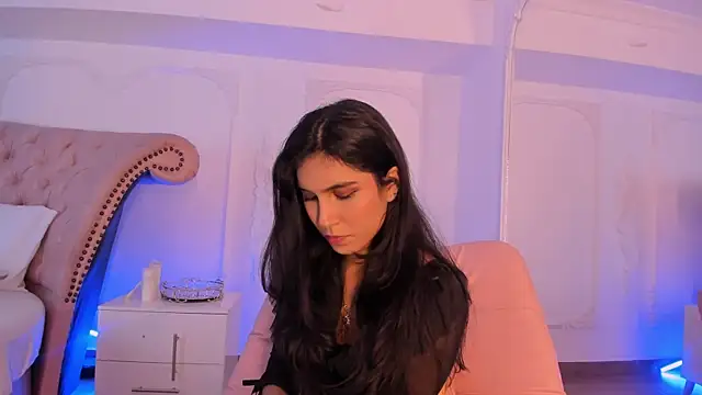 Snapshot of LucianaBlanco_ chatting on May 23, 7:29 pm LucianaBlanco online show from May 23, 7:29 pm