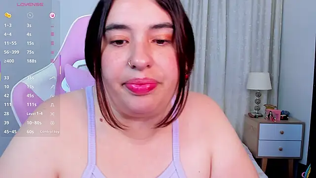 Snapshot of leidydrip_ chatting on April 7, 4:57 am leidydrip online show from April 7, 4:57 am