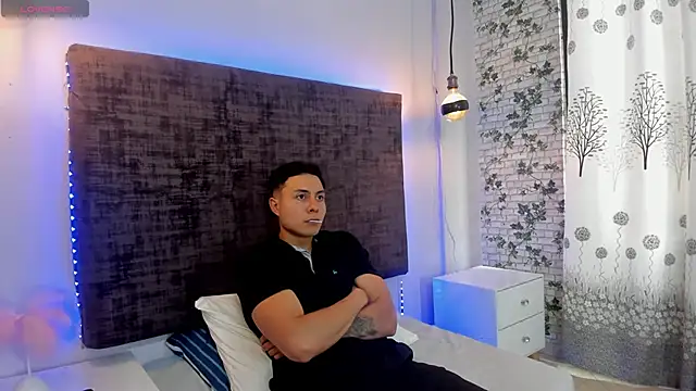 baby west online show from March 12, 7:20 pm