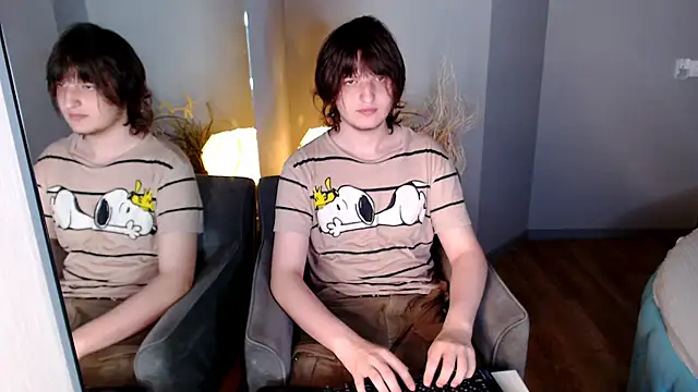 delalex online show from May 26, 4:36 pm