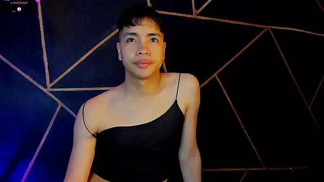 Lee Colee online show from May 31, 1:14 am
