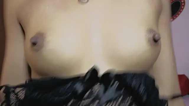 PaulaCutexs online show from May 30, 2:30 am