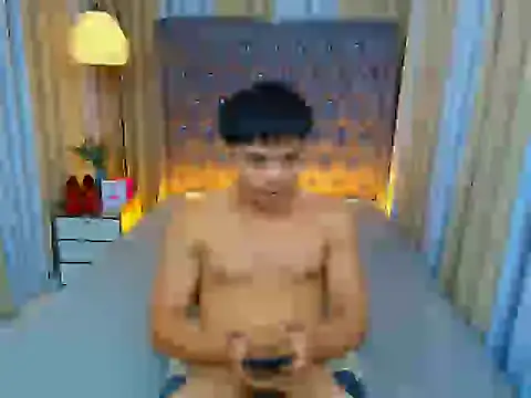 Snapshot of Miguel_Kepler chatting on April 6, 6:36 am Miguel Kepler online show from April 6, 6:36 am
