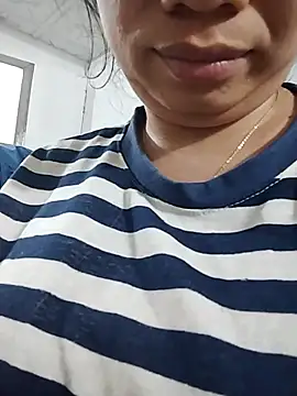 Ninakey999 online show from March 11, 12:55 pm