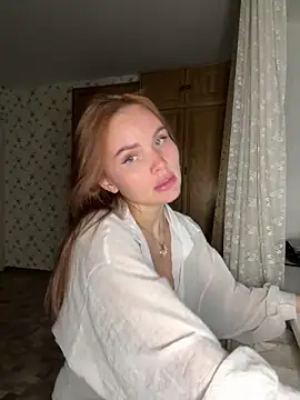 Snapshot of Emm_lisser chatting on March 12, 7:42 pm Emm lisser online show from March 12, 7:42 pm