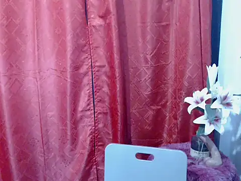 Snapshot of Exoticcashly chatting on April 15, 4:19 am Exoticcashly online show from April 15, 4:19 am