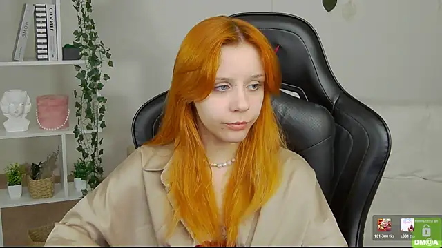 Rachel lips online show from May 30, 9:06 am