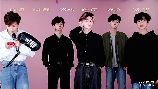 Snapshot of S-Lucky1 chatting on March 14, 4:51 am S-Lucky1 online show from March 14, 4:51 am