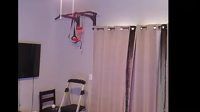 Snapshot of M0r3nit0M3 chatting on March 16, 5:39 pm M0r3nit0M3 online show from March 16, 5:39 pm