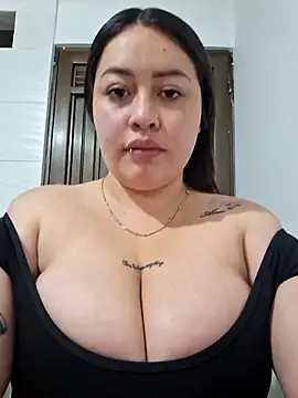 Stefanialove- online show from March 13, 2:56 pm