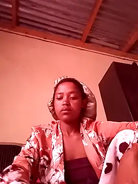 Snapshot of GoodinbedAfricanXXx chatting on March 15, 8:09 am GoodinbedAfricanXXx online show from March 15, 8:09 am