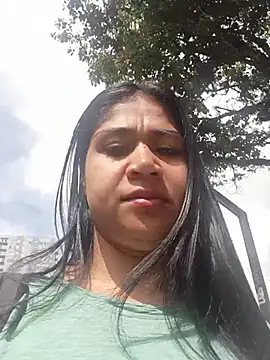 Snapshot of LexyJohnnes_ chatting on May 18, 2:23 pm LexyJohnnes online show from May 18, 2:23 pm