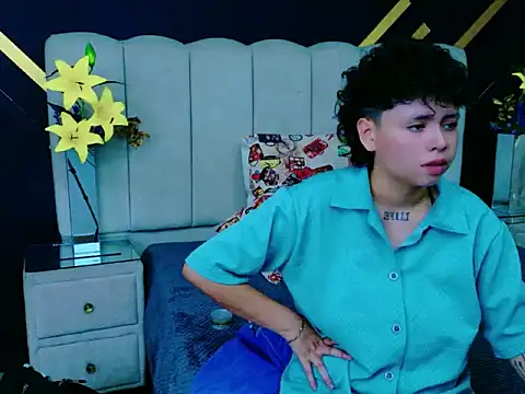 NikiEvanz online show from May 28, 4:54 am