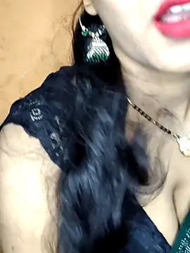 Hot lady234 online show from May 27, 3:47 am