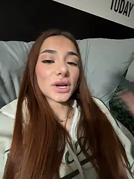 MiilaStarr online show from March 14, 12:39 am